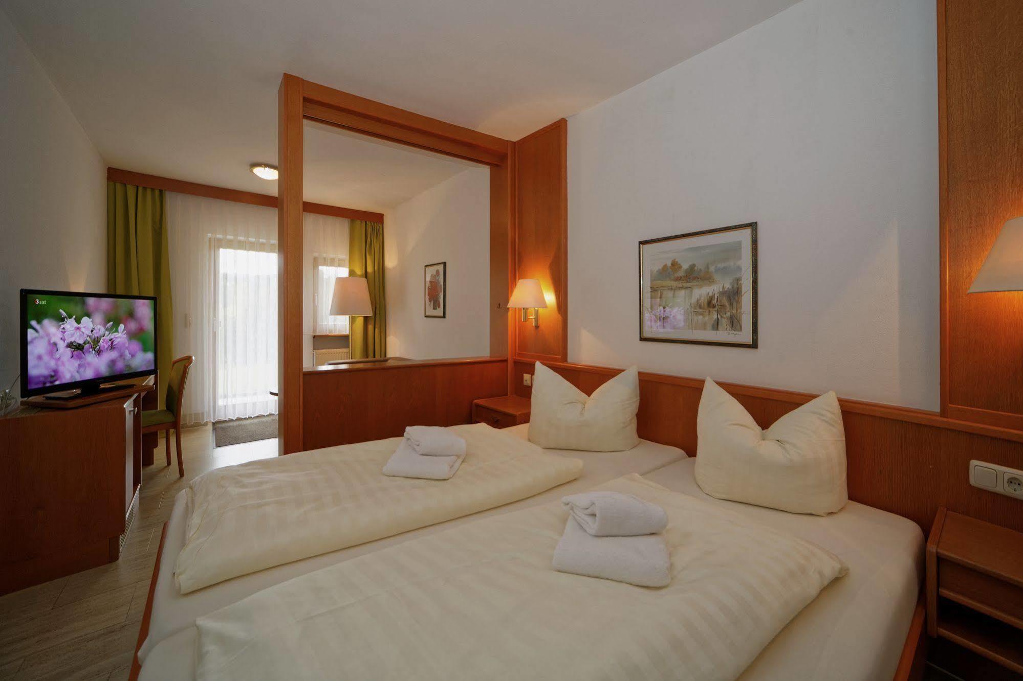 Village Hotel Bayerischer Wald Neukirchen Kültér fotó